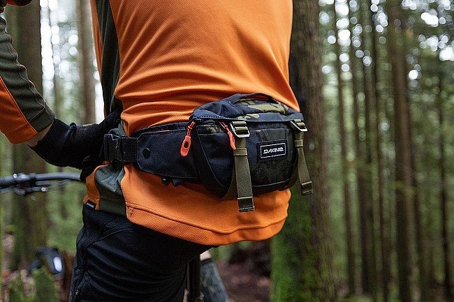 Dakine Hot Laps 1L Waist Bag 14 Dakine Hot Laps 1L Waist Bag - Image 12