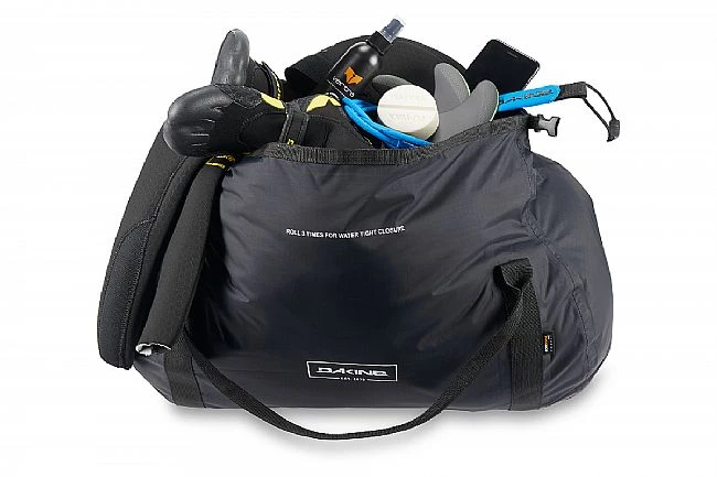 Dakine Packable Rolltop Dry Duffle 40L 6 Dakine Packable Rolltop Dry Duffle 40L - Image 4