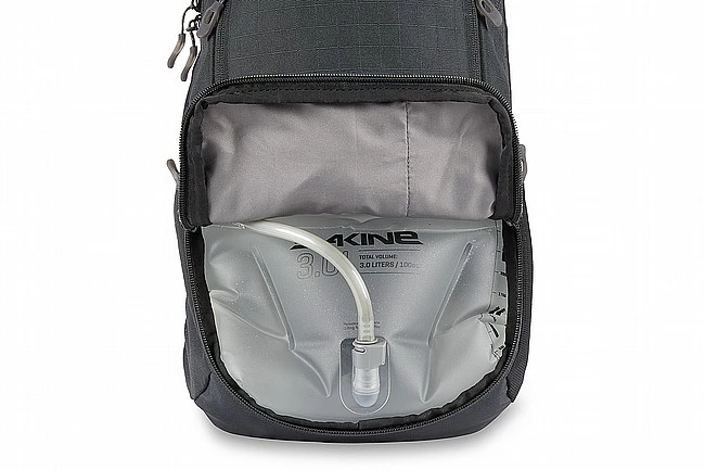 Dakine Syncline 12L Hydration Pack 14 Dakine Syncline 12L Hydration Pack - Image 12
