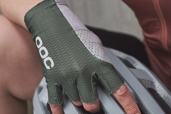 POC Agile Short Glove 7 POC Agile Short Glove - Image 5