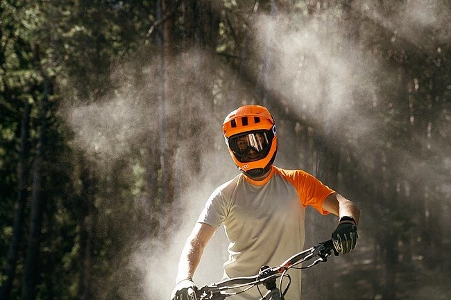 POC Otocon Race MIPS MTB Helmet 10 POC Otocon Race MIPS MTB Helmet - Image 8